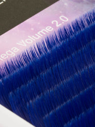 Mega Volume Easy Fanning Colorful Lashes Blue .07 detail