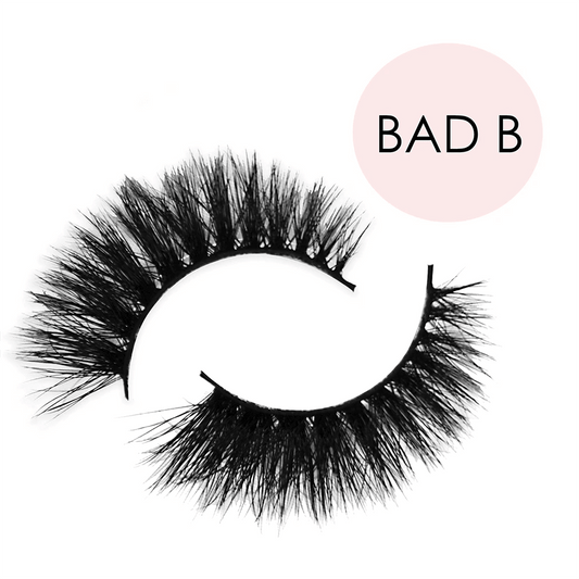 Pair of volume eyelash strips in Bad B style by Yegi Beauty